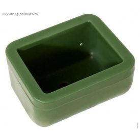 Műanyag poni etető Műanyag poni etető