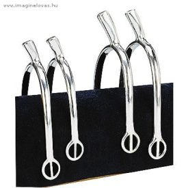 Feeling men's spur with straight ending