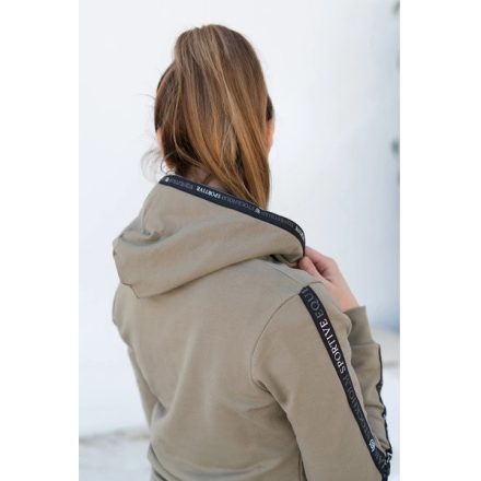 ES Sportive Chantelle sweeter